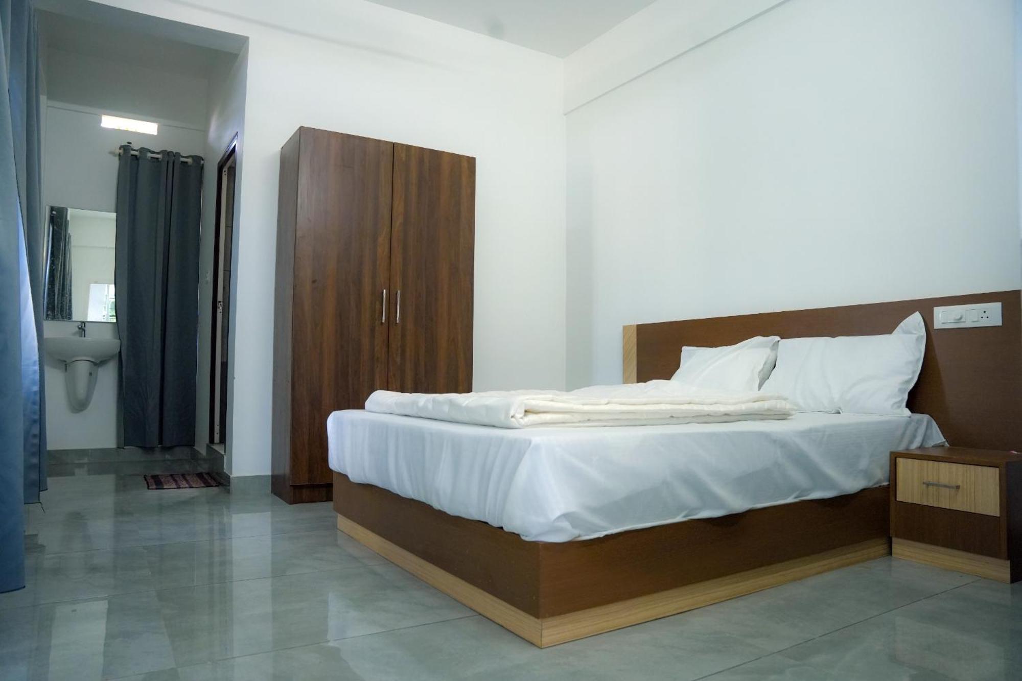 فندق Jayalakshmi Residency Vaduvanchal المظهر الخارجي الصورة